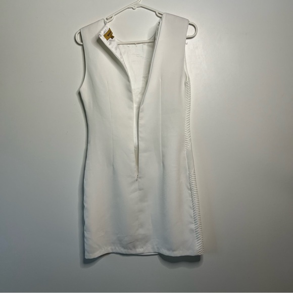 Beulah White Dress - Picture 13 of 16